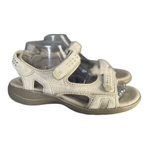 Clarks Women’s Salylie Open Toe Strappy Beige Comfort Sandals Size-8.5N